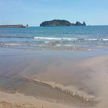 The House In Estartit Has 2 Bedrooms * L'Estartit